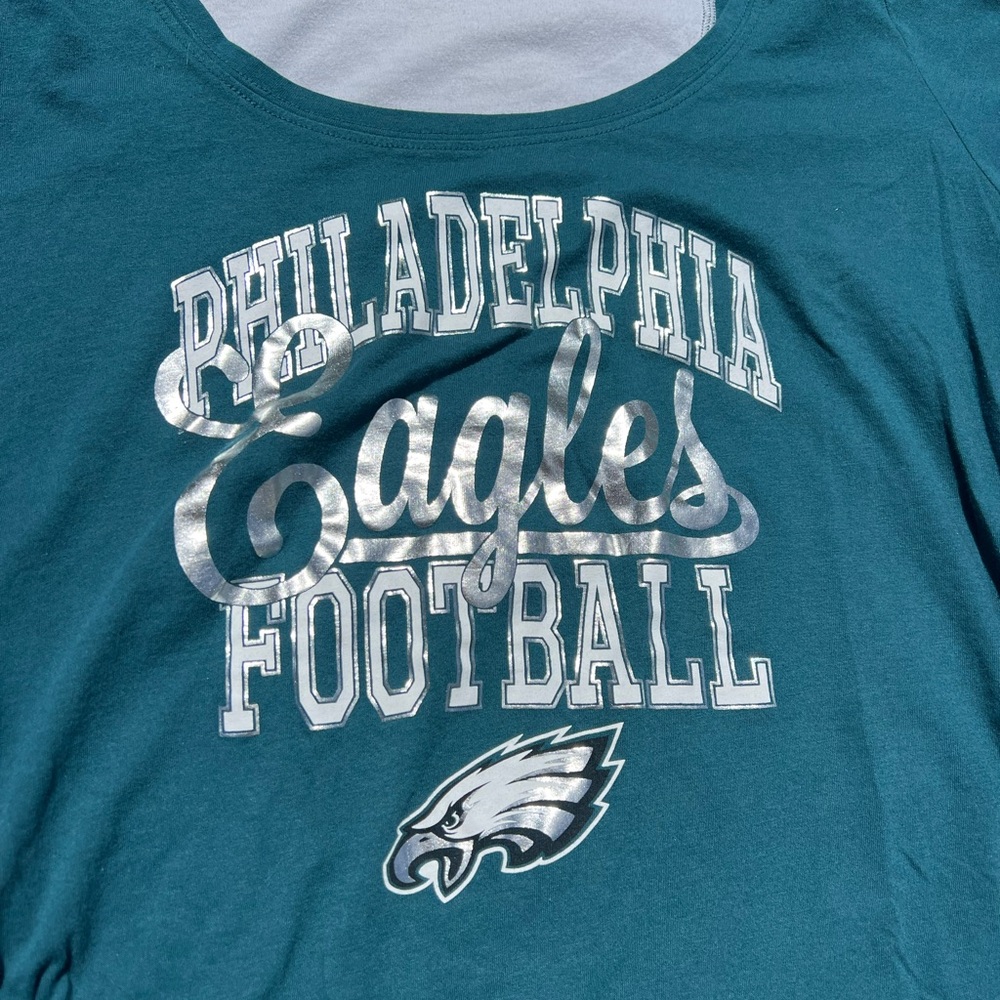 NFL Brand Eagles Tee - Picture 2 of 6